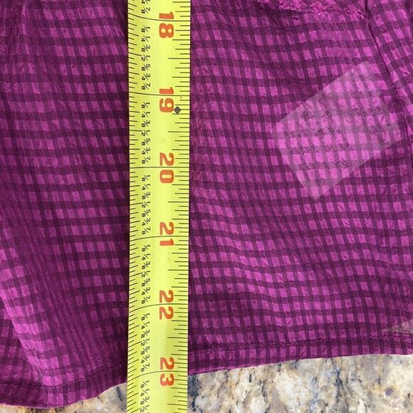 HD In Paris Anthropologie Thistleberry Ruffle Semi-Sheer Blouse in Magenta sz 2 - Picture 13 of 13